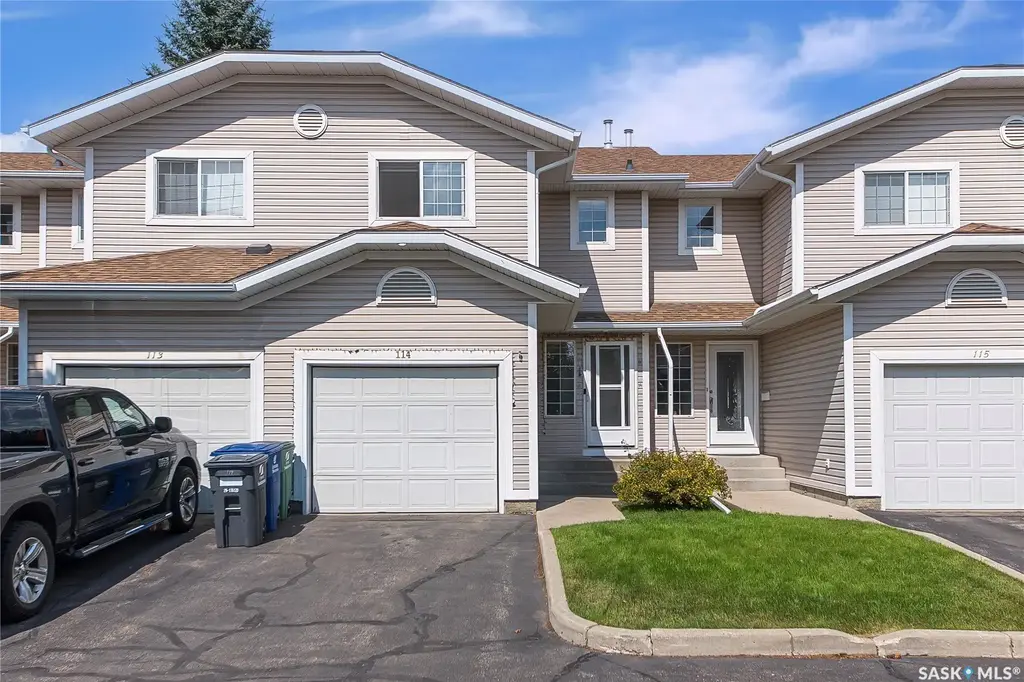 212 La Ronge Road 114, Saskatoon