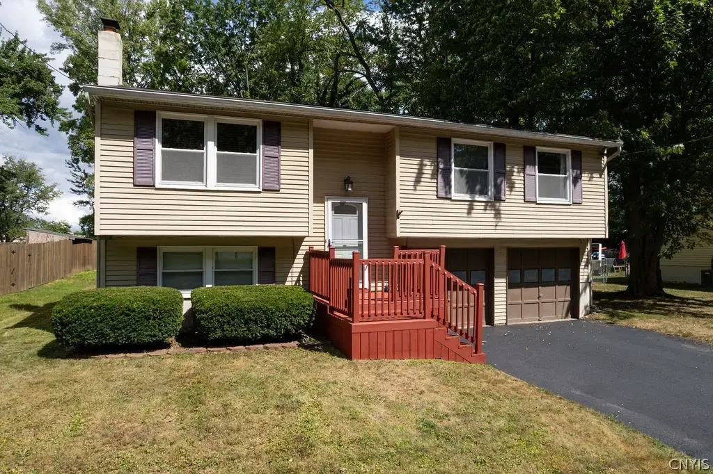 303 Donlin Drive, Salina