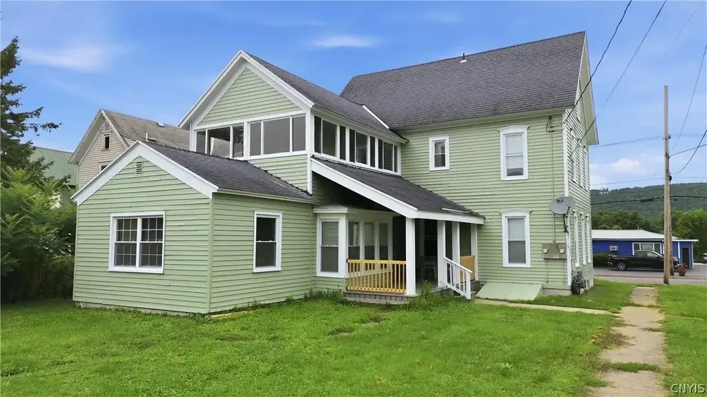 308 E Main Street, Frankfort