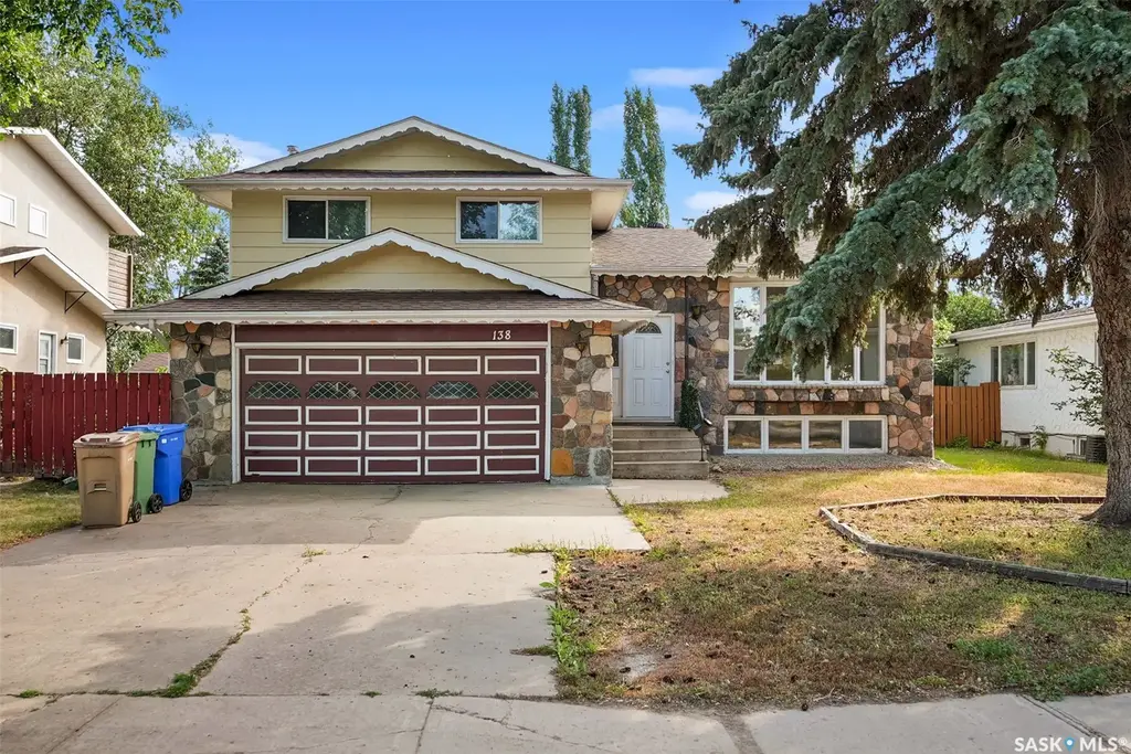 138 Mayfield Road, Regina