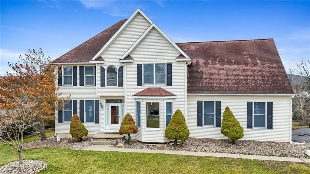 145 Barrington Road N, Horseheads