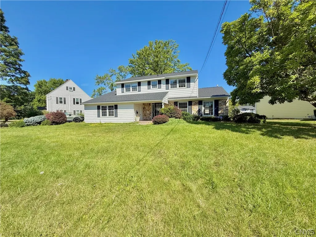 Photo of Listing #S1708705