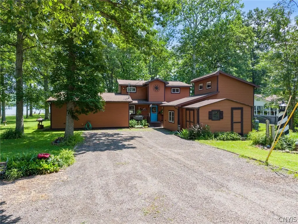 Photo of Listing #S1707135
