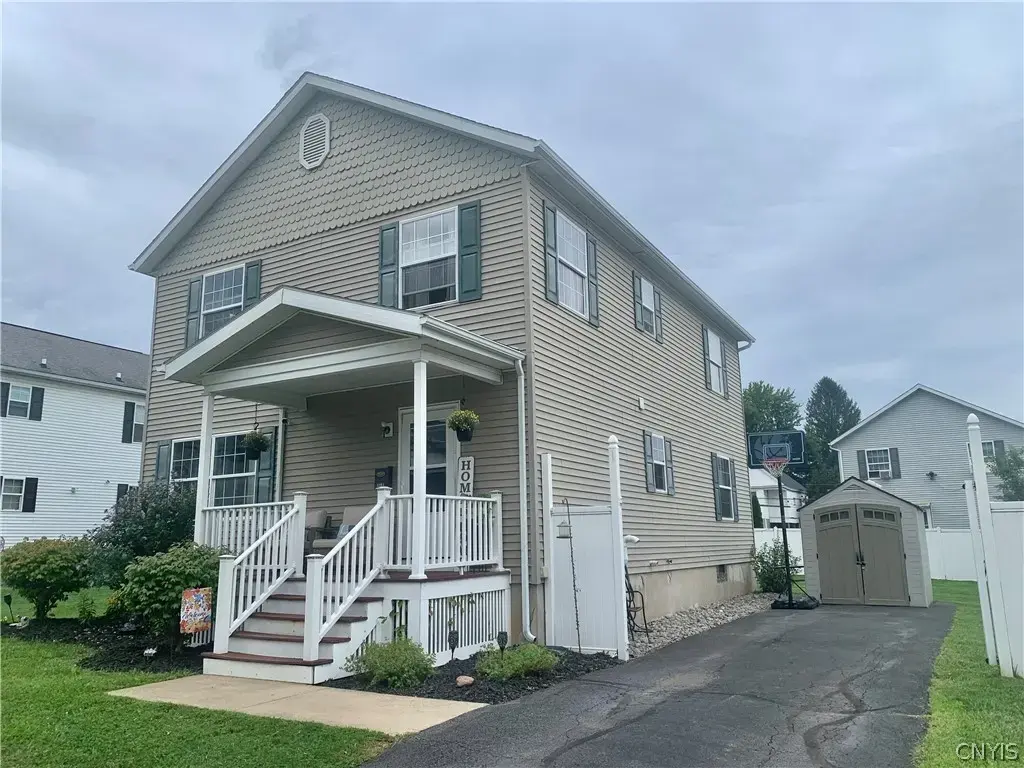 1204 Oswego Street, Utica