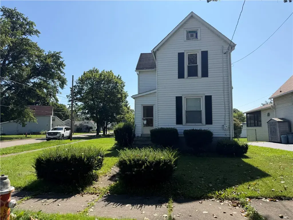 324 Bronson Street, Corning
