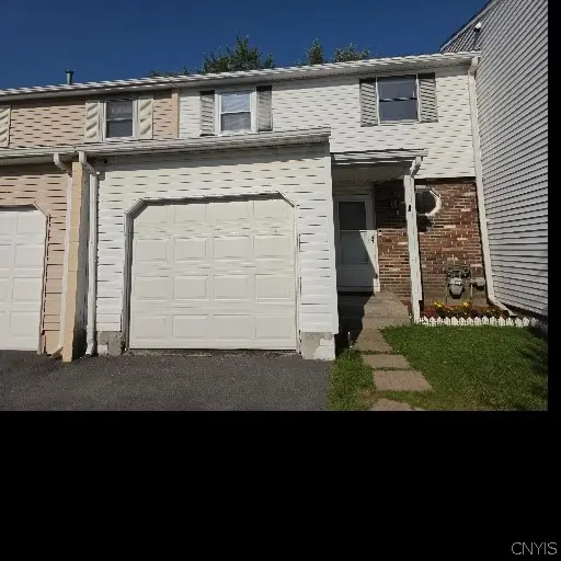 Photo of Listing #S1705858