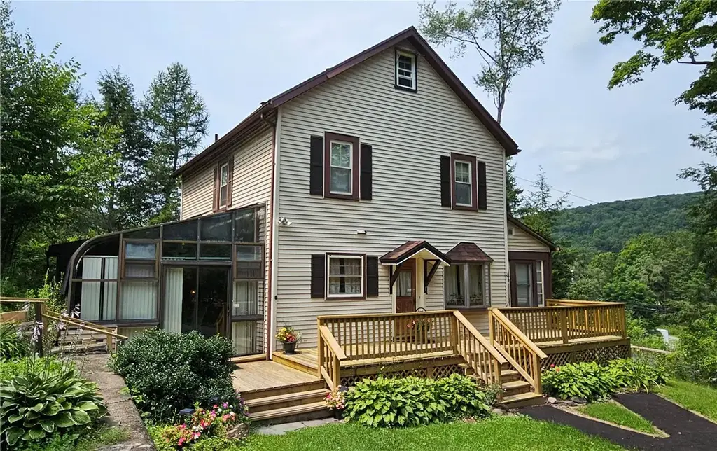 42204 State Hwy 28, Middletown