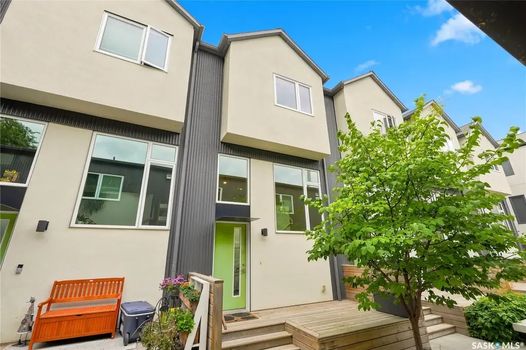 540 F Avenue S 6, Saskatoon