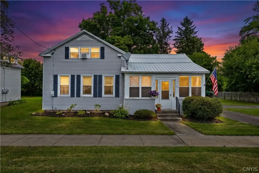 116 Genesee Street, Lenox