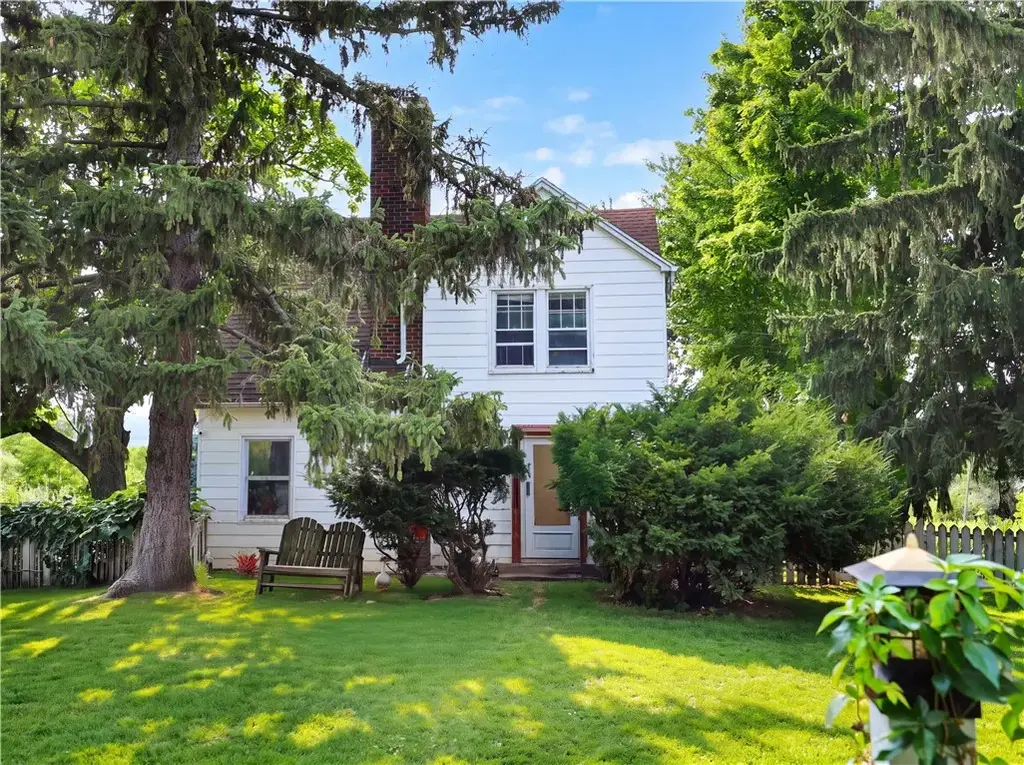 4351 State Route 414, Hector