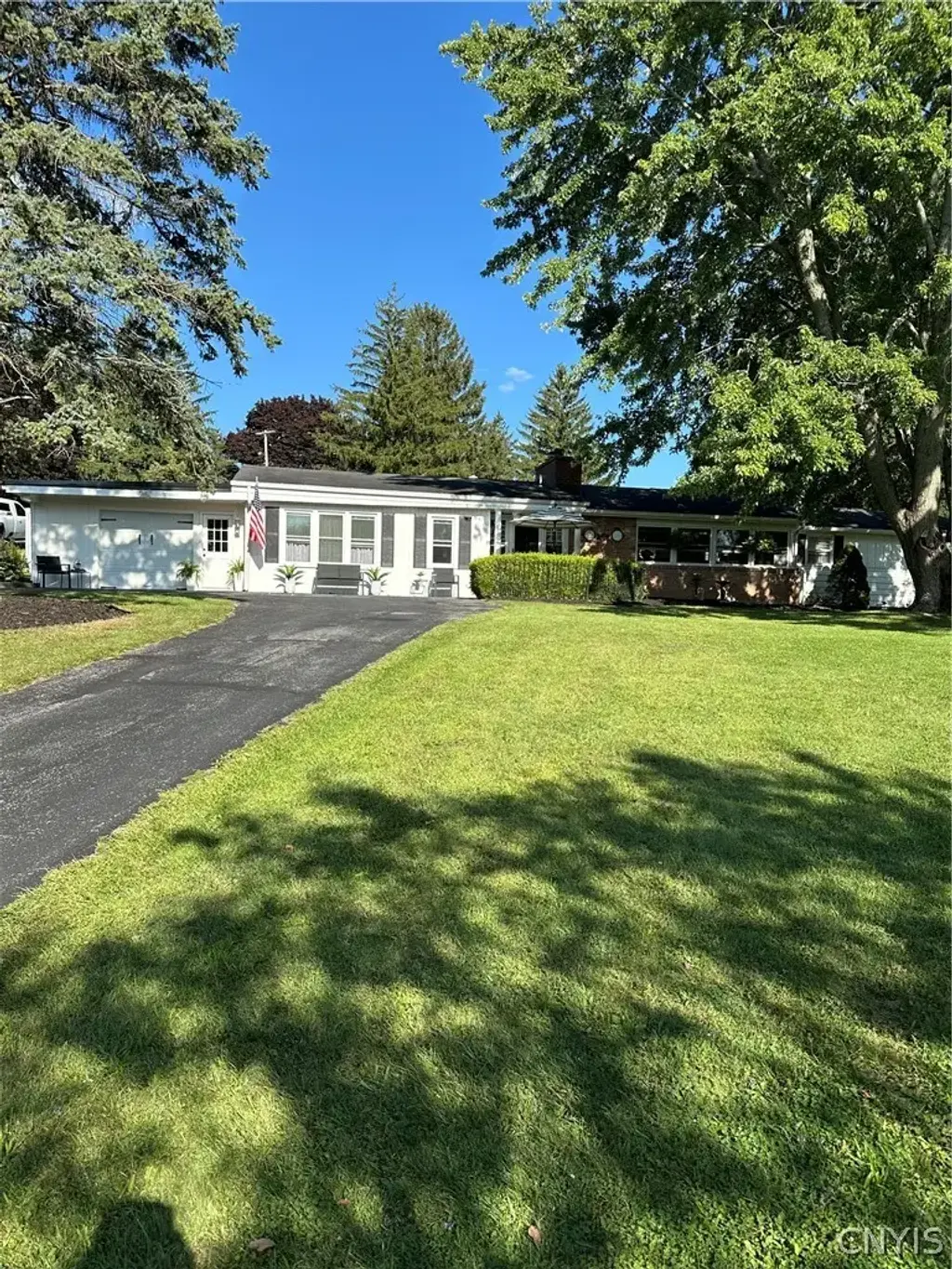 392 Glenbrook Drive, Owasco
