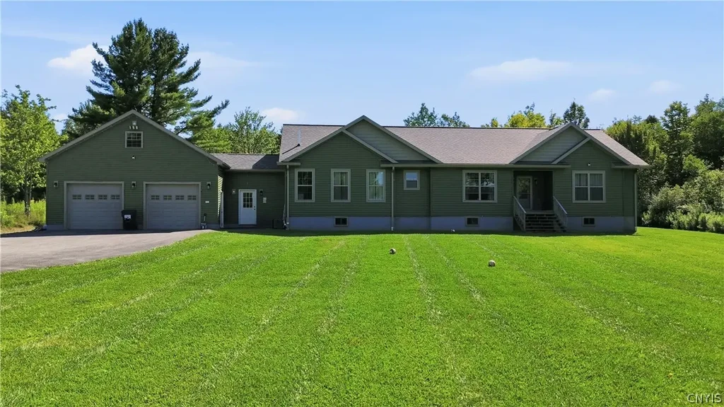 11584 Steuben Road E, Deerfield
