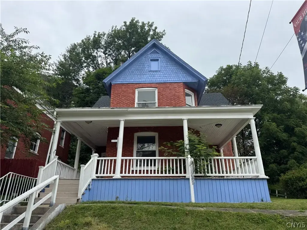 21 Monroe Street, St Johnsville