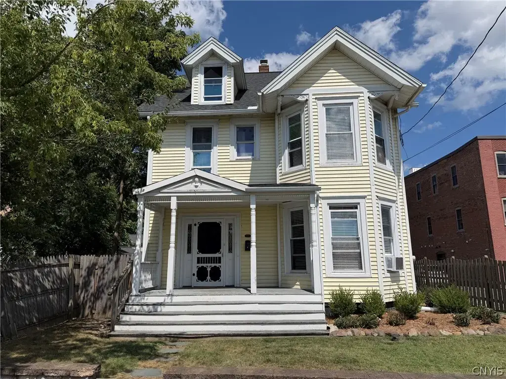 204 Brow Street, Salina