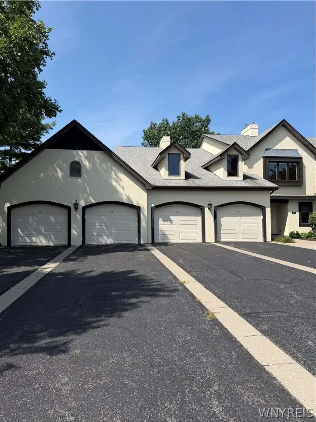724 Northridge Drive # 220, Lewiston