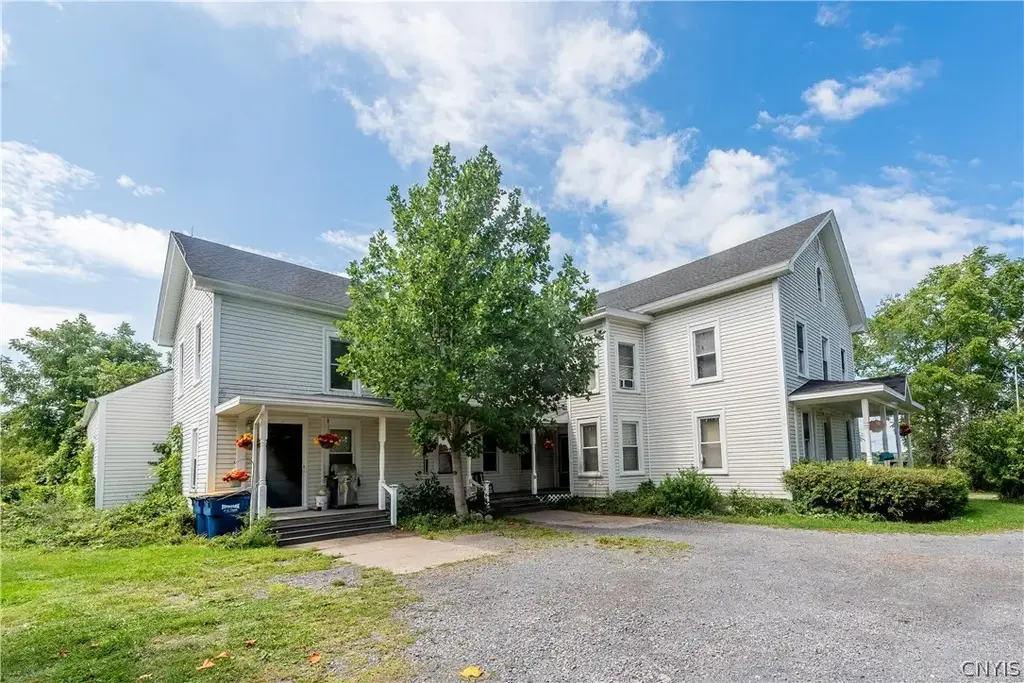 4897 Vinegar Hill Road, Elbridge