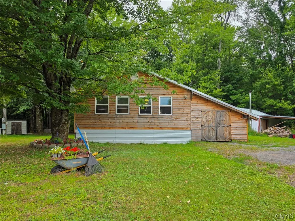 Photo of Listing #S1708194
