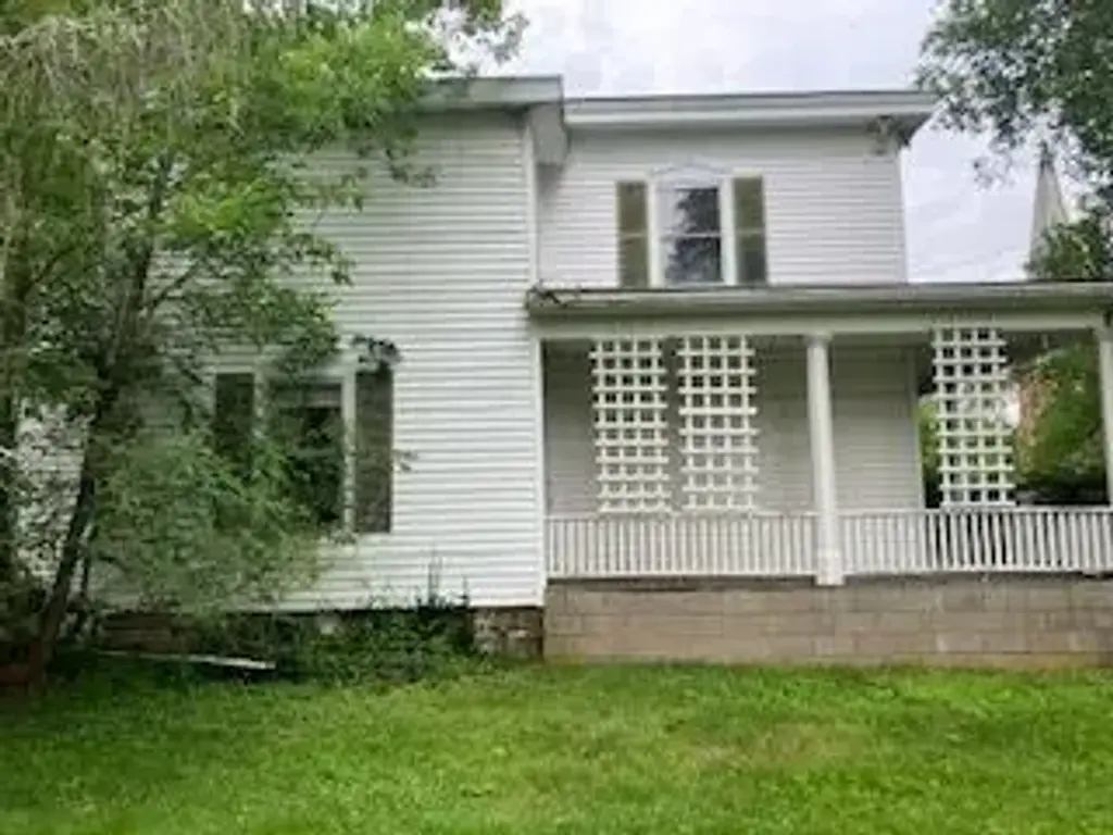 6 Elm Street, Butternuts