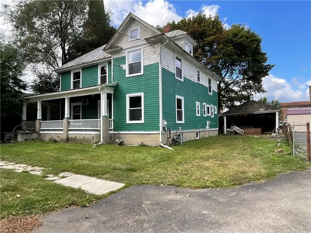 37 Elizabeth Street, North Dansville