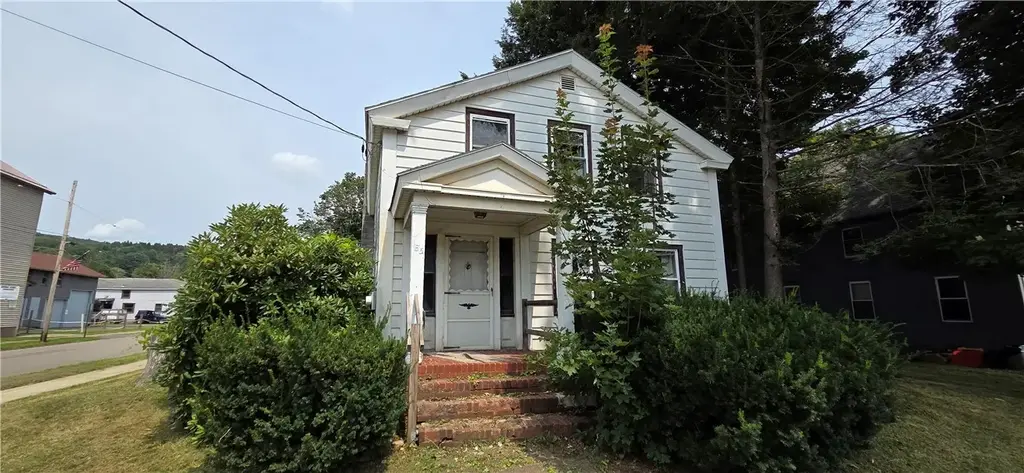 185 Front Street, Sanford