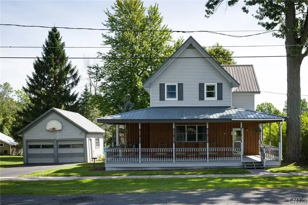 304 E Kirby Street, Brownville