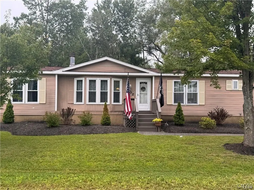 Photo of Listing #S1709370