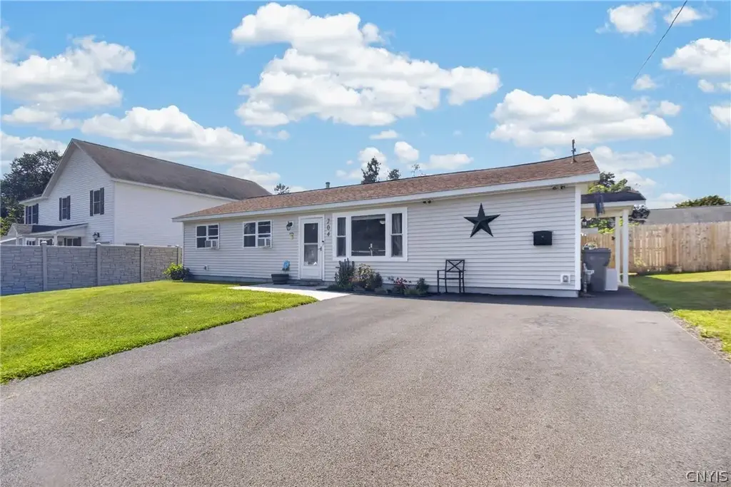 204 Lyndale Drive, Rome