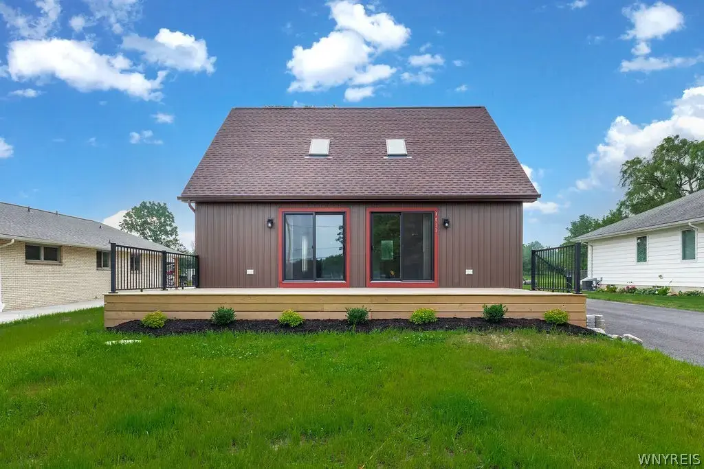 4017 West River Parkway, Grand Island