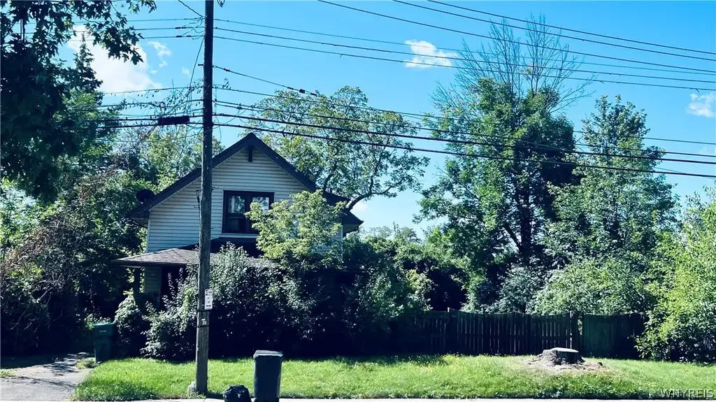 1119 College Avenue, Niagara Falls