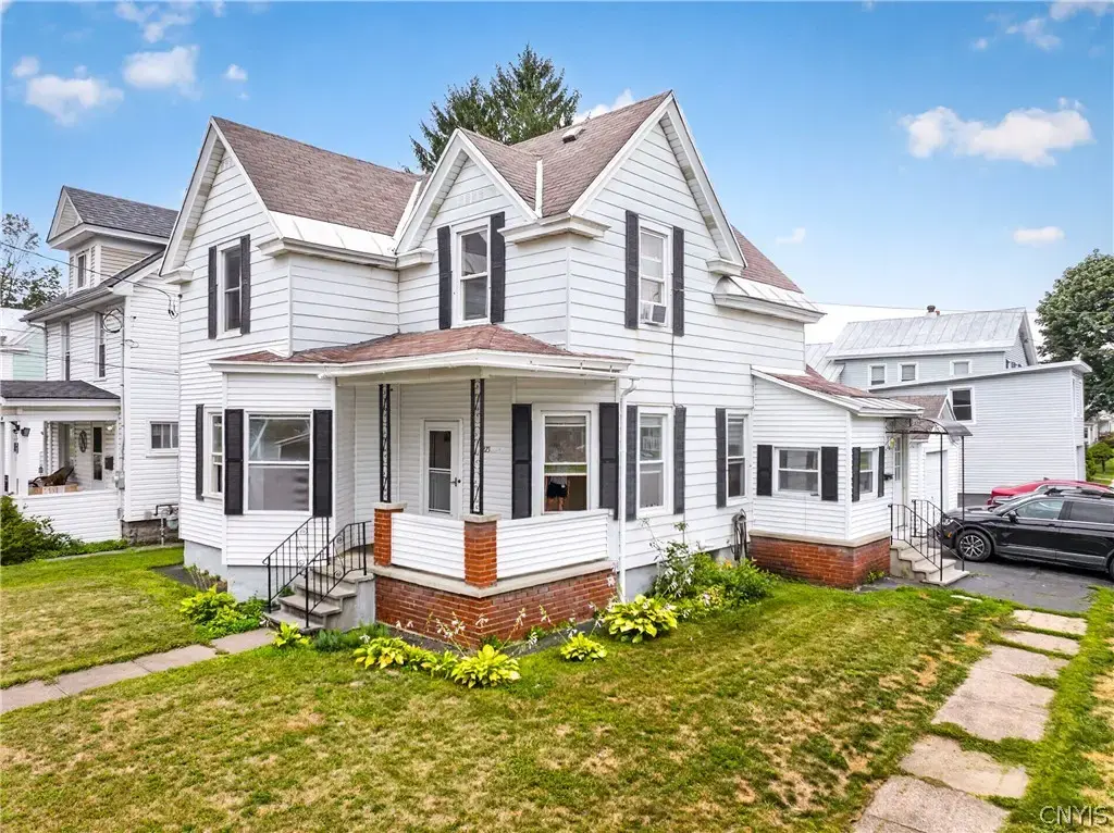223 E Bloomfield Street, Rome
