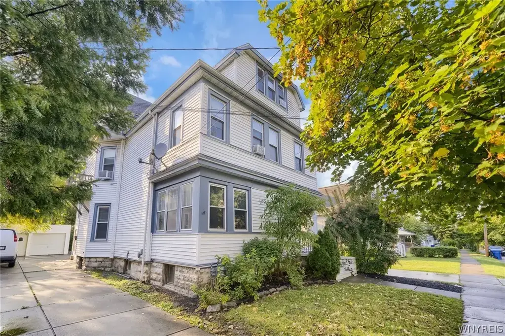 36 Callodine Avenue, Amherst