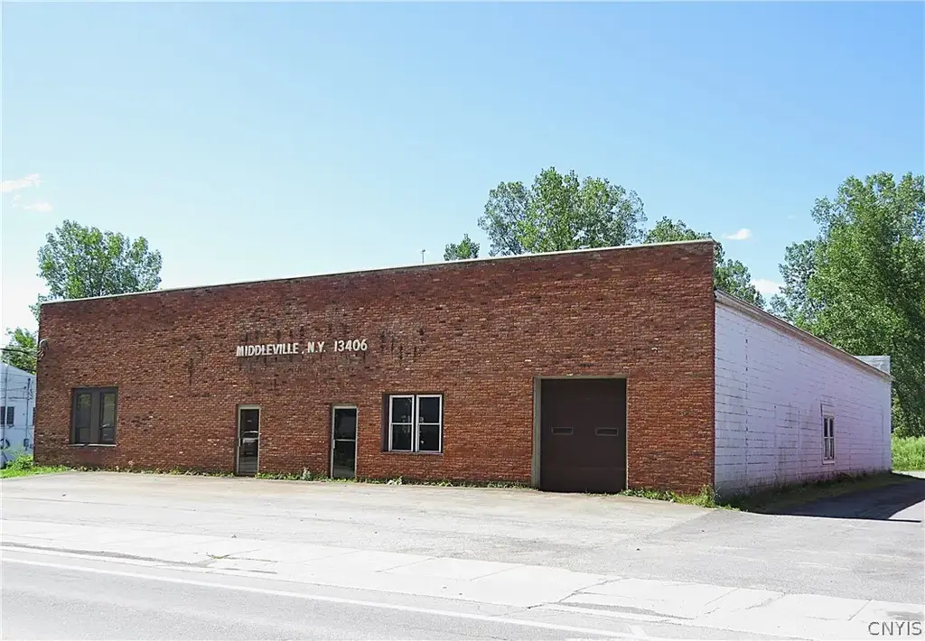 37 N Main Street, Fairfield