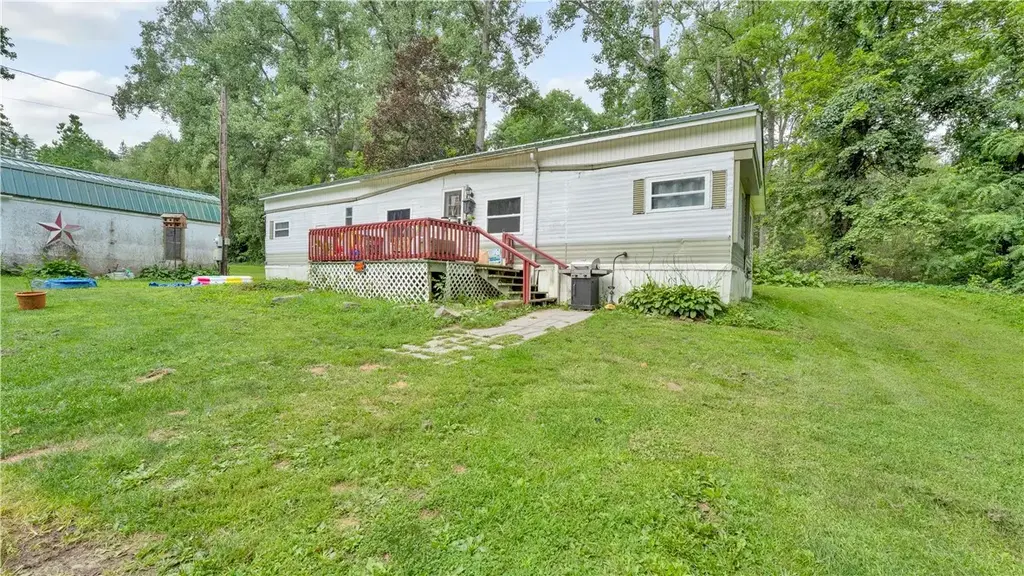 10194 Stones Falls Road, North Dansville