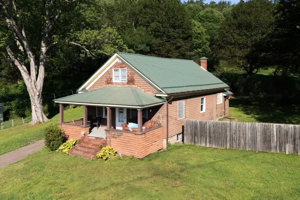 42951 State Highway 10, Delhi