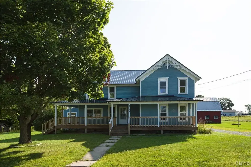 8109 County Route 125, Lyme