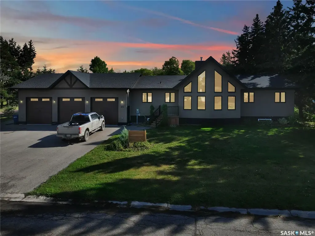 613 Gonczy Avenue, Esterhazy