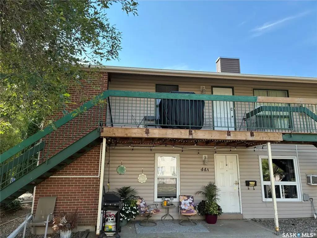 44b Nollet Avenue, Regina
