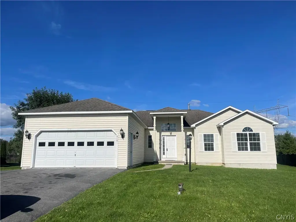 8686 Lavender Lane, Cicero