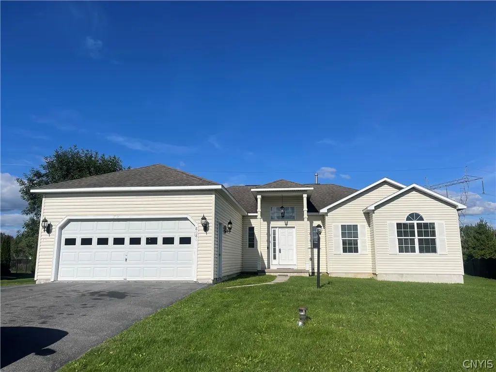Photo of Listing #S1708395