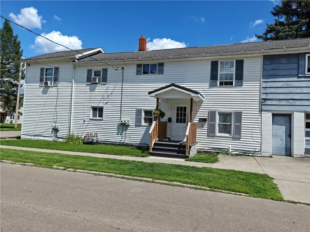 16 Pleasant Street, Hornell