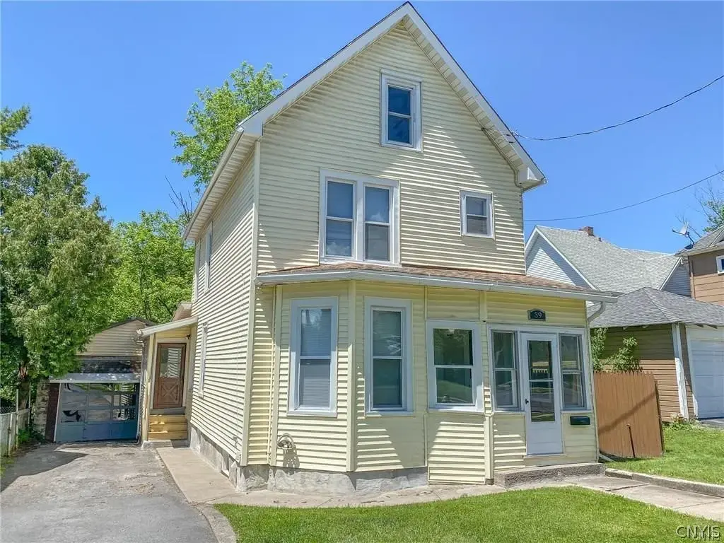 39 N Division Street, Auburn