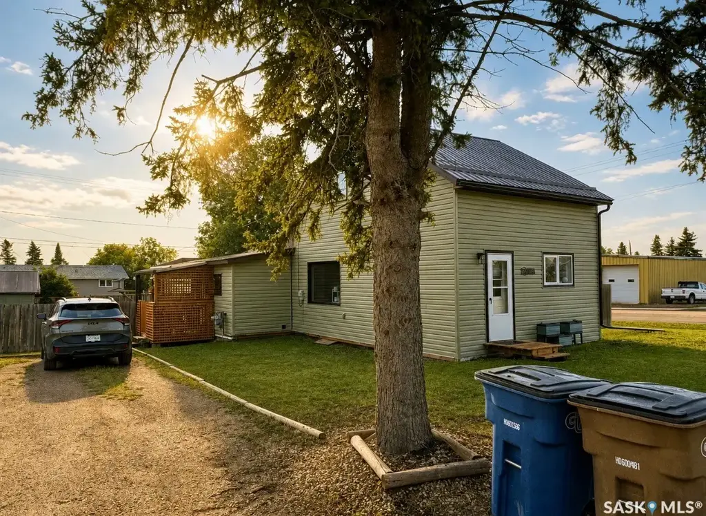 116 5th Avenue N, Big River