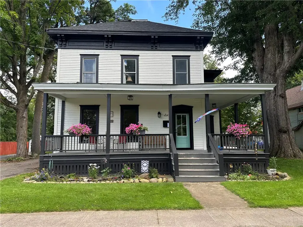 6 Church Street, Canton