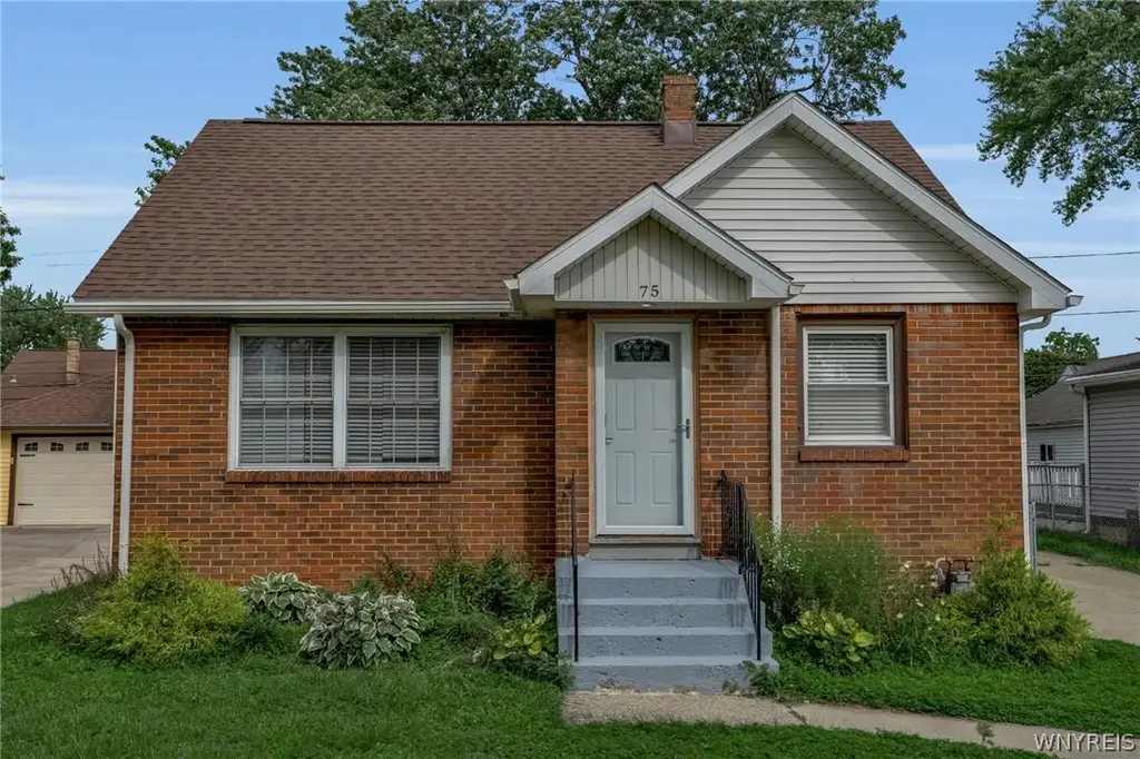 75 Cunard Avenue, Cheektowaga