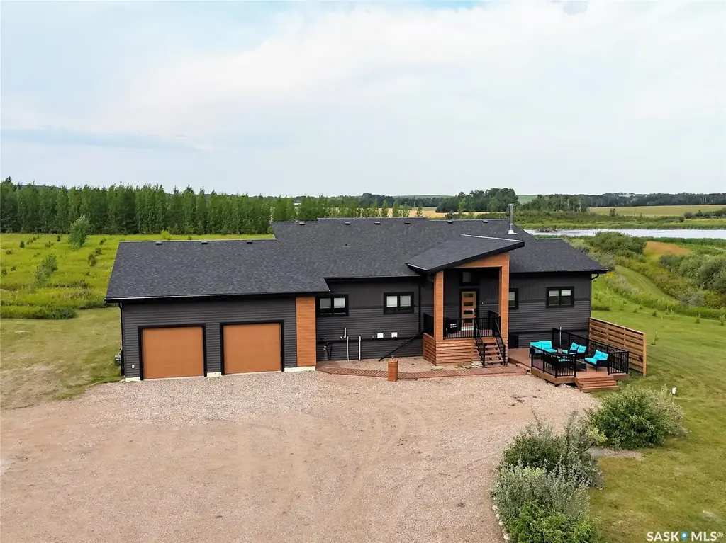162 Lucien Lakeshore Drive, Three Lakes Rm No 400