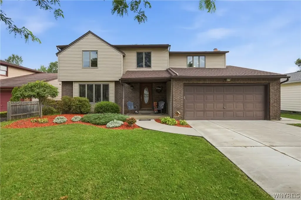 28 Chapel Lane, West Seneca