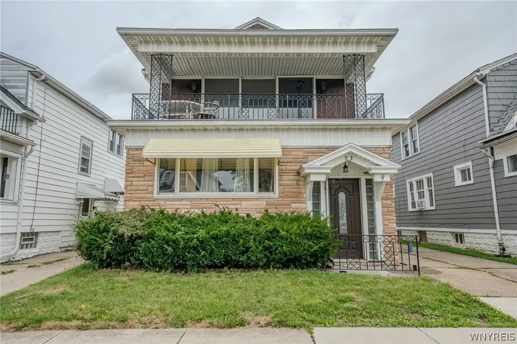 93 Preston Road, Cheektowaga