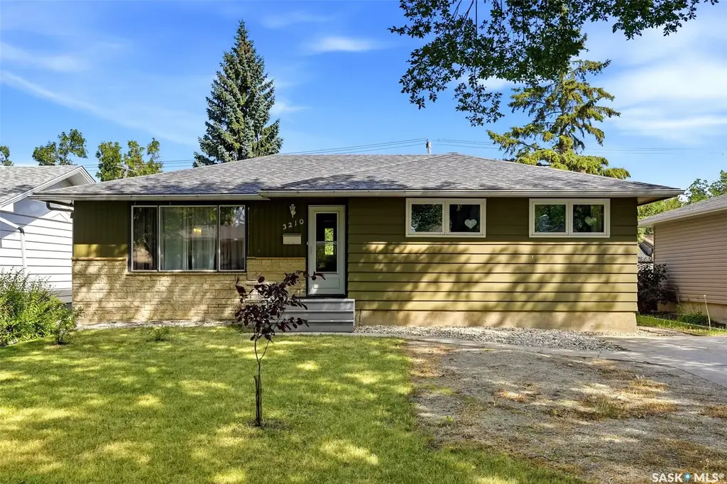 3210 Parliament Avenue, Regina