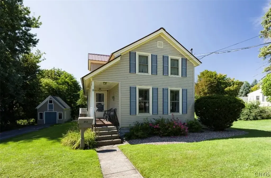213 Chestnut Street, Watertown City