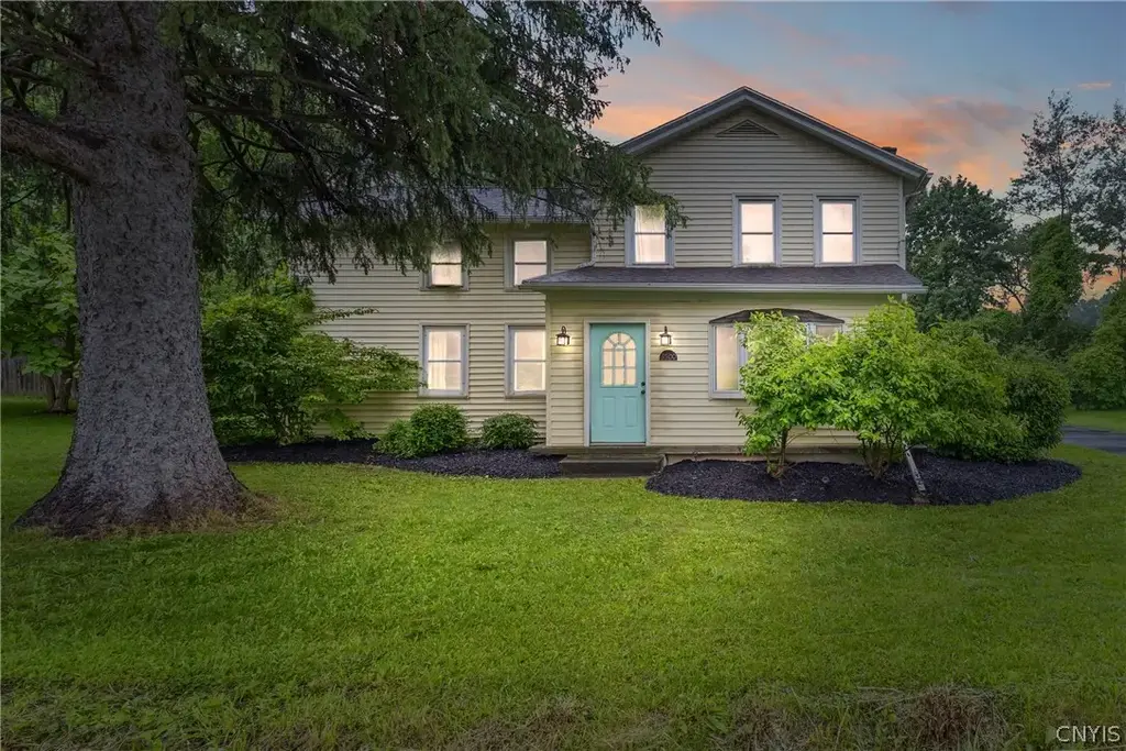 3500 Franklin Street Road, Sennett